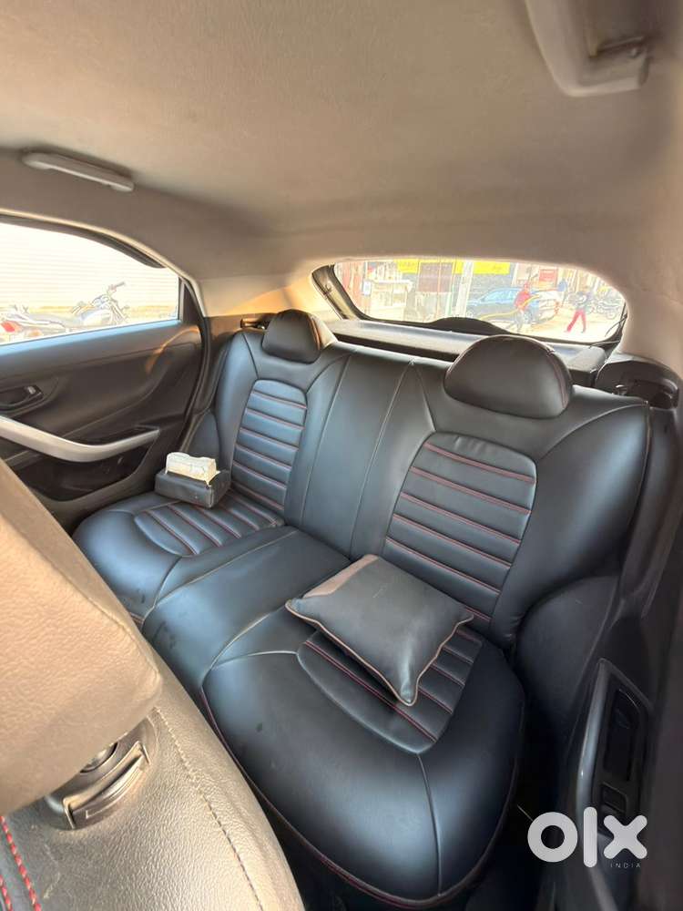 Tata Nexon Petrol 2020 Green 75000