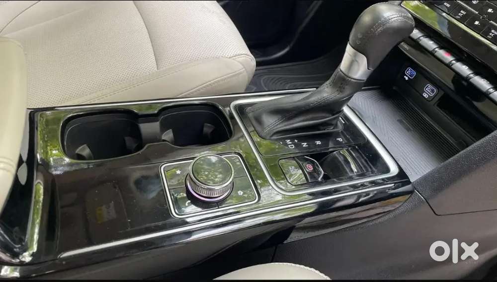 Mahindra Xuv700 2022 Diesel At