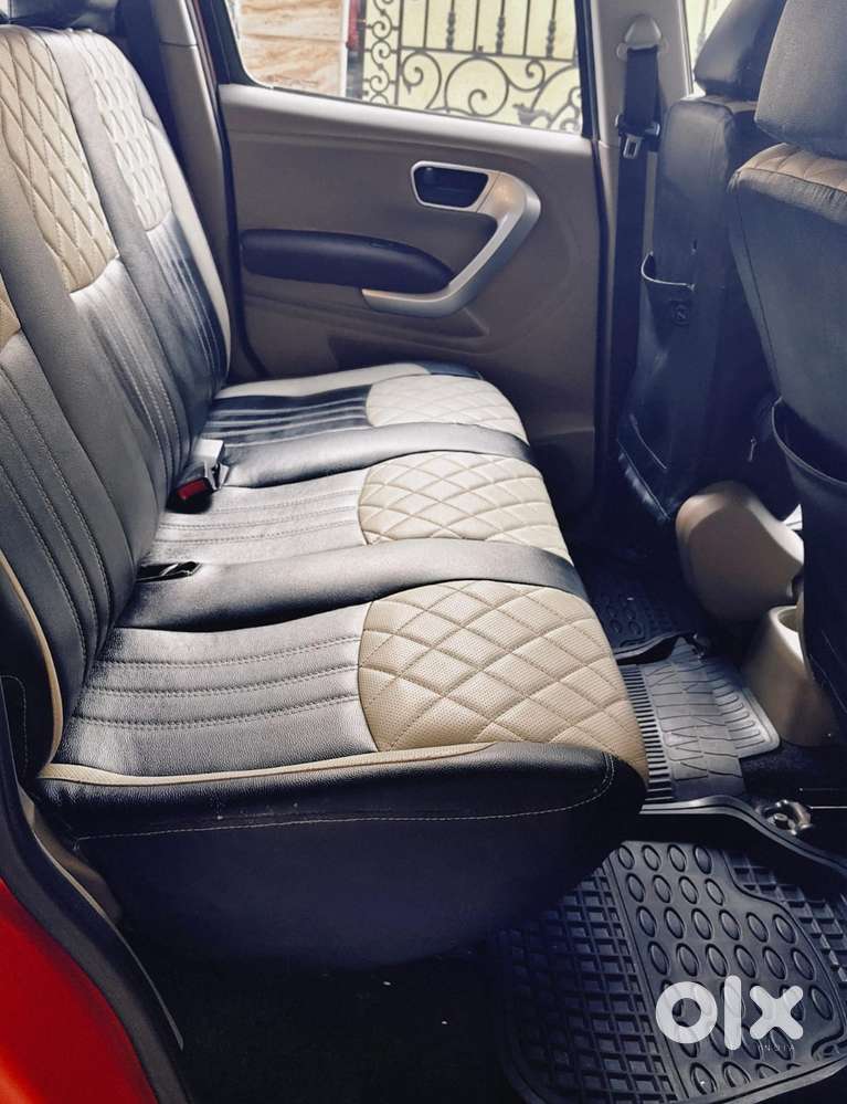 Mahindra Tuv 300 T8, 2018, Diesel