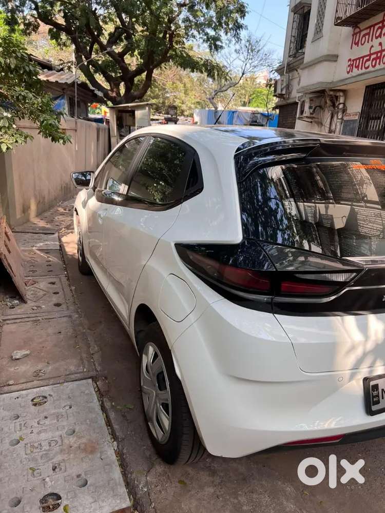 Tata Altroz – Premium Hatchback For Sale With Vip Choice Number