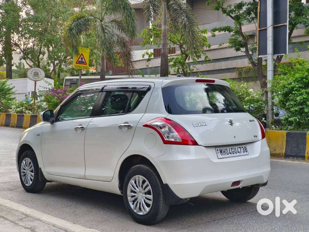 Maruti Suzuki Swift Vxi + Manual, 2015, Petrol