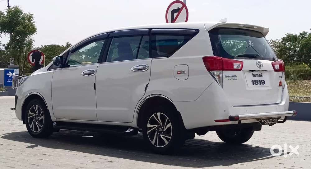 Toyota Innova Crysta 2.4 Gx Limited Edition At 7 Str, 2022, Diesel