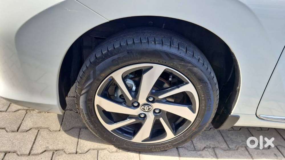 Toyota Glanza 1.2 V, 2025, Petrol