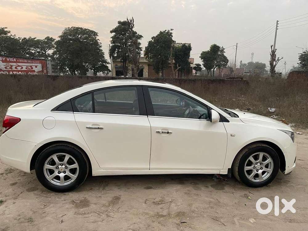 Chevrolet Cruze 2011 Diesel Good Condition