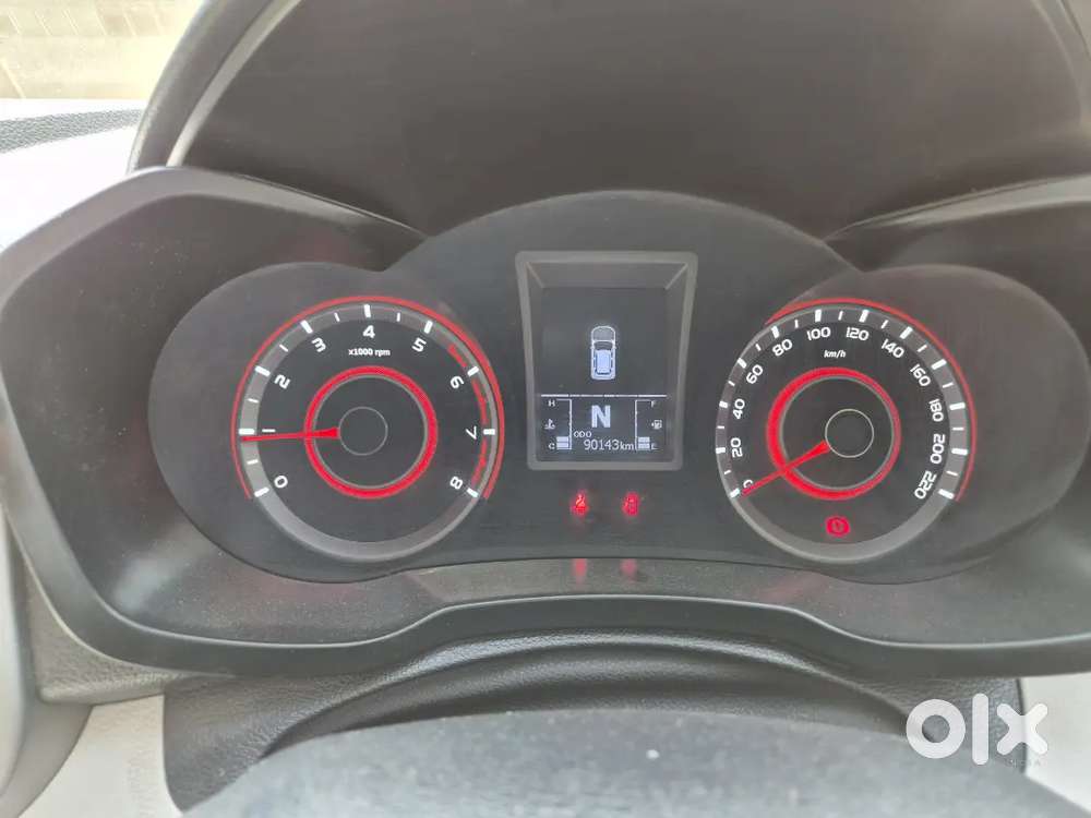 Mahindra Xuv300 Petrol + Cng 2022