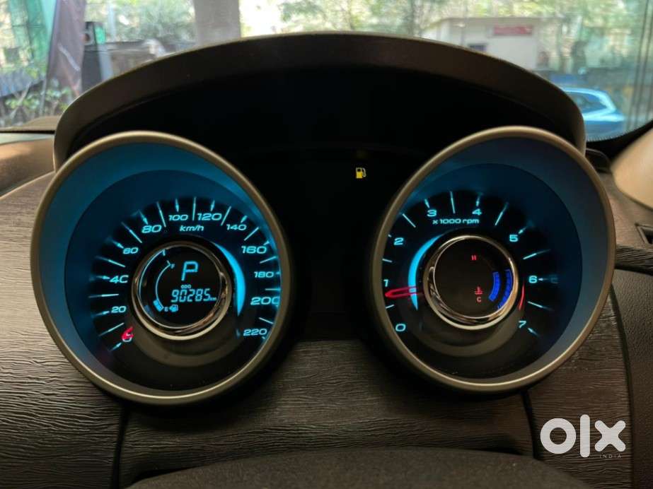 Mahindra Xuv500 At W10 Fwd, 2016, Diesel