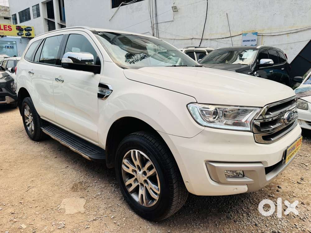 Ford Endeavour 3.2 Titanium At 4x4, 2017, Diesel
