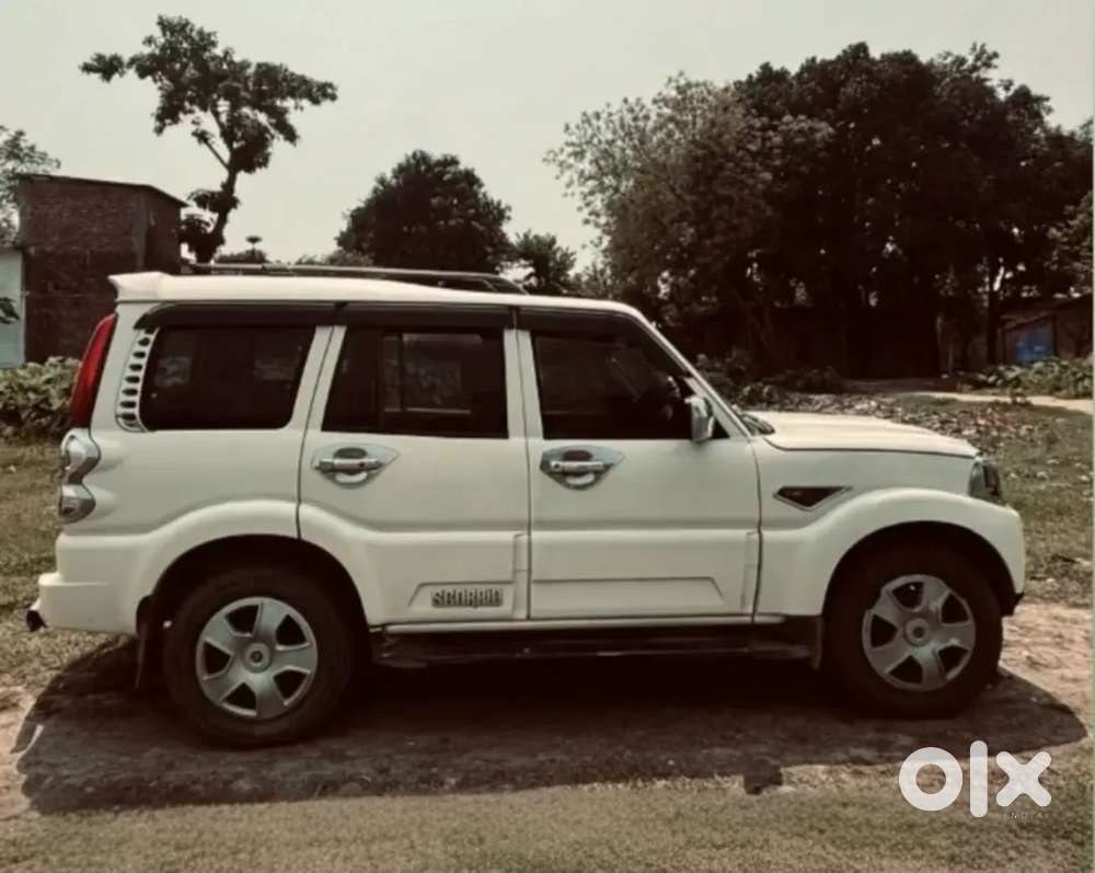 Mahindra Scorpio 2018 Diesel 150000 Km Driven