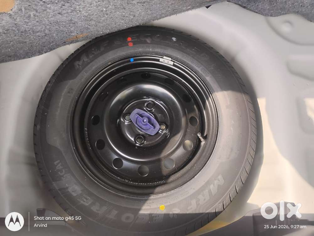 Maruti Suzuki Swift Vxi Ags, 2025, Petrol