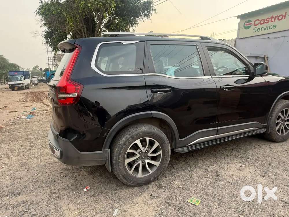 Scorpio Black Colour