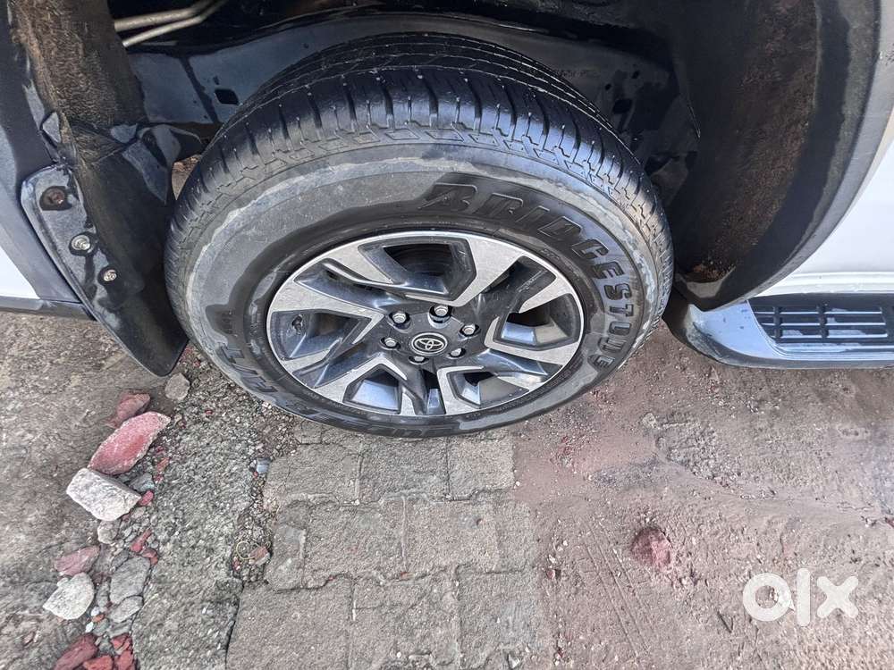 Toyota Fortuner Legender 4x2 At 2.8, 2022, Diesel