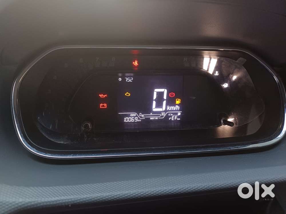 Tata Tiago 1.2 Revotron Xt (o), 2025, Petrol