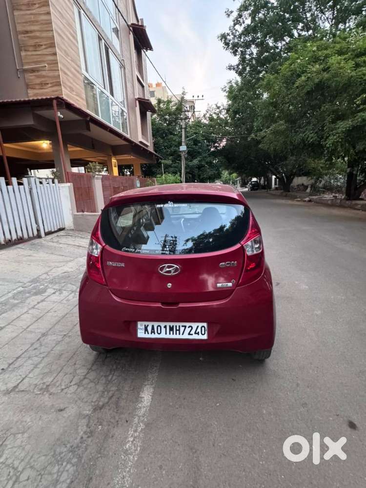 Hyundai With Petrol 2012