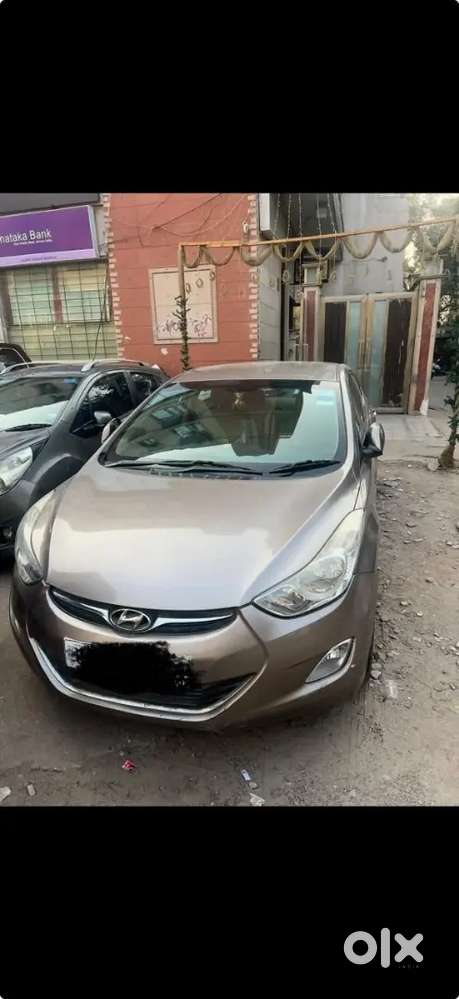 Hyundai Elantra 2013 Petrol Well Maintained