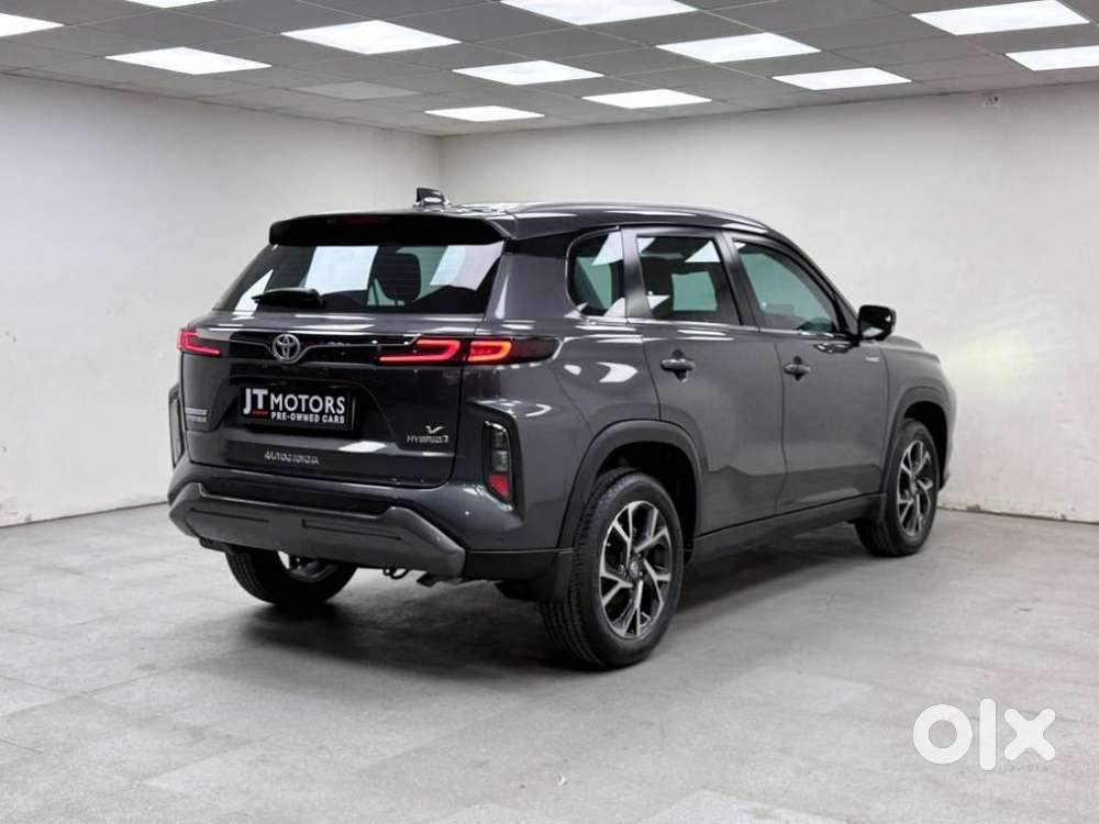Toyota Urban Cruiser Hyryder 1.5 V Hybrid, 2024, Petrol
