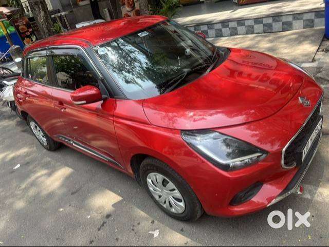 2025 Maruti Swift Vxi Auto Very Less Driven