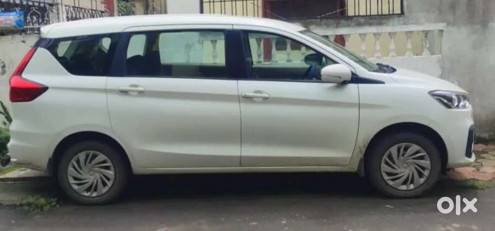 Maruti Suzuki Ertiga Single Hand Well Maintained