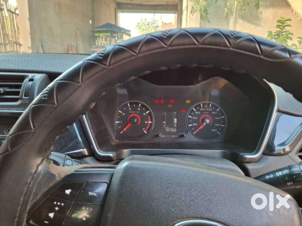 Mahindra Kuv100 Nxt 2017 Diesel Good Condition