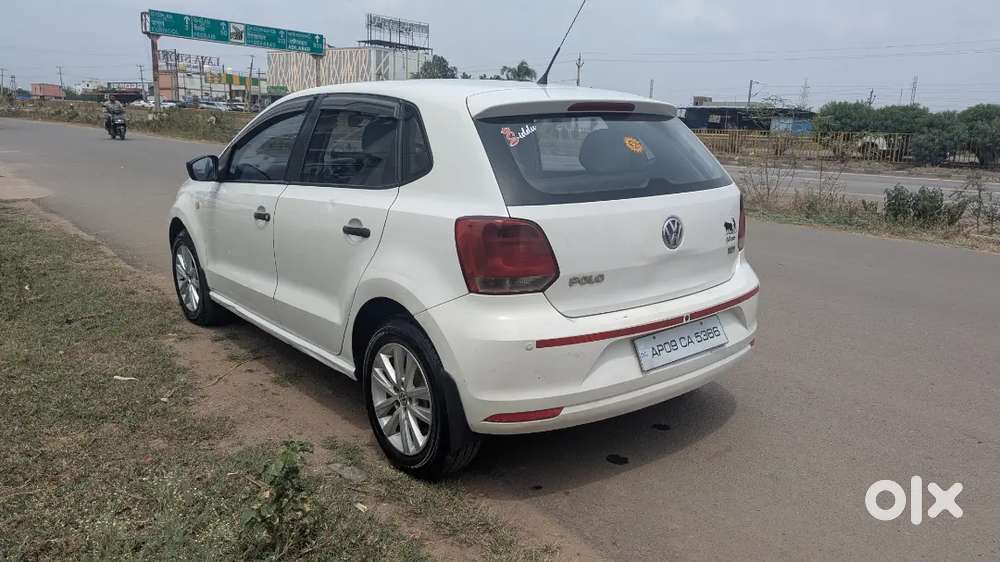 Volkswagen Polo Diesel 2010 All Seal Tyres With Alloy Wheels