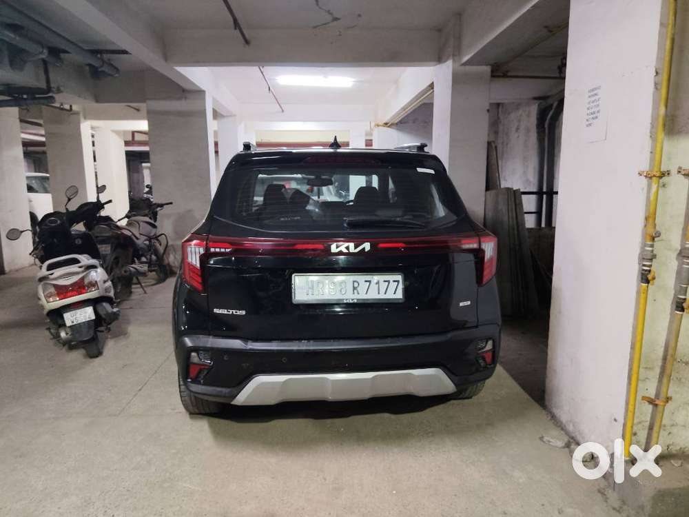 Well Maintained Less Driven Automatic Kia Seltos
