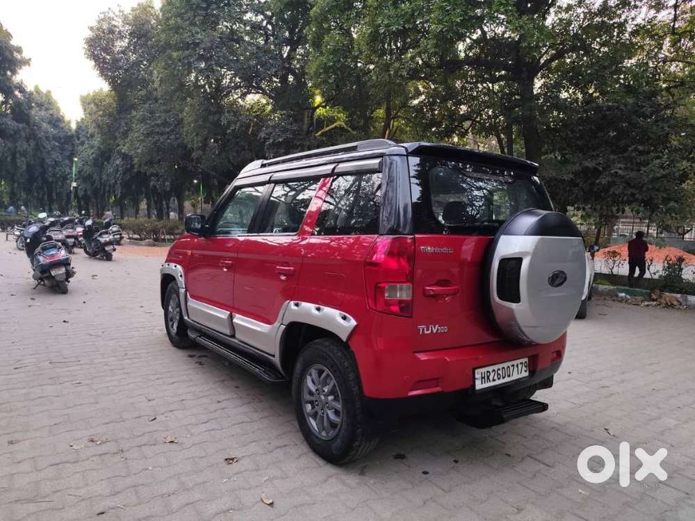 Mahindra Tuv 300 T10, 2018, Diesel
