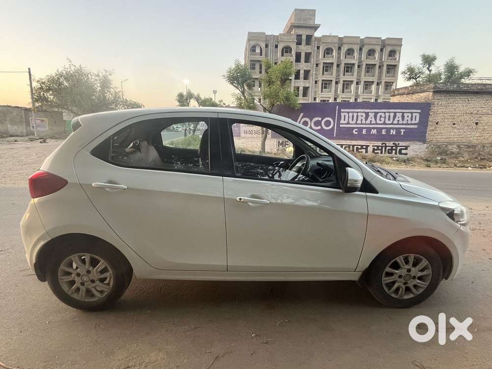 Tata Tiago 1.2 Revotron Xz (o), 2019, Petrol