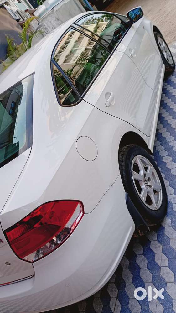 Volkswagen Vento 1.6 Highline Plus 16 Alloy, 2013, Diesel