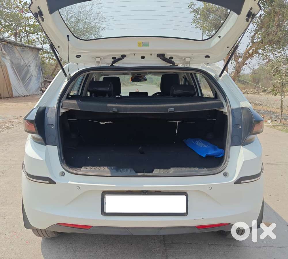 Tata Altroz Xz Plus (s) Icng, 2024, Cng & Hybrids