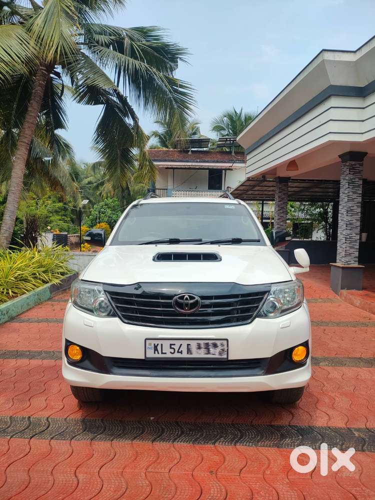 Toyota Fortuner 2013