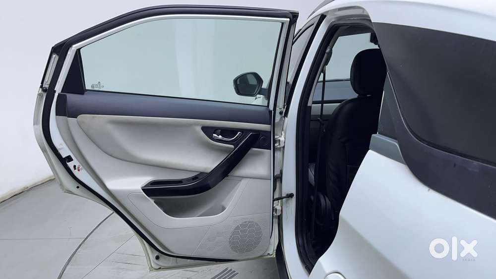 Tata Nexon 1.2 Revotron Xz Plus (s), 2021, Petrol