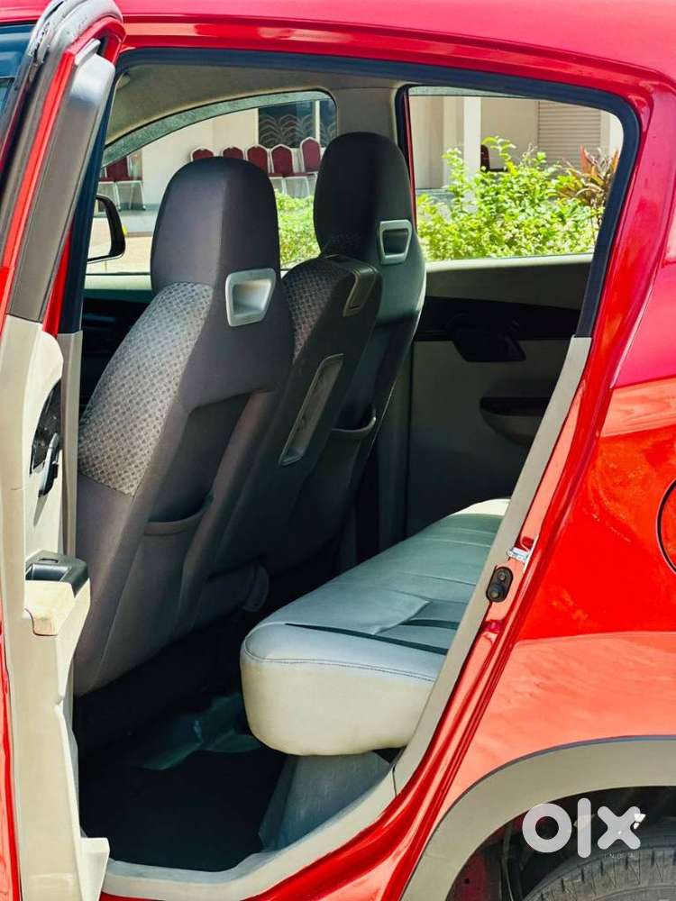 Mahindra Kuv 100 Mfalcon D75 K8 Dual Tone, 2016, Diesel