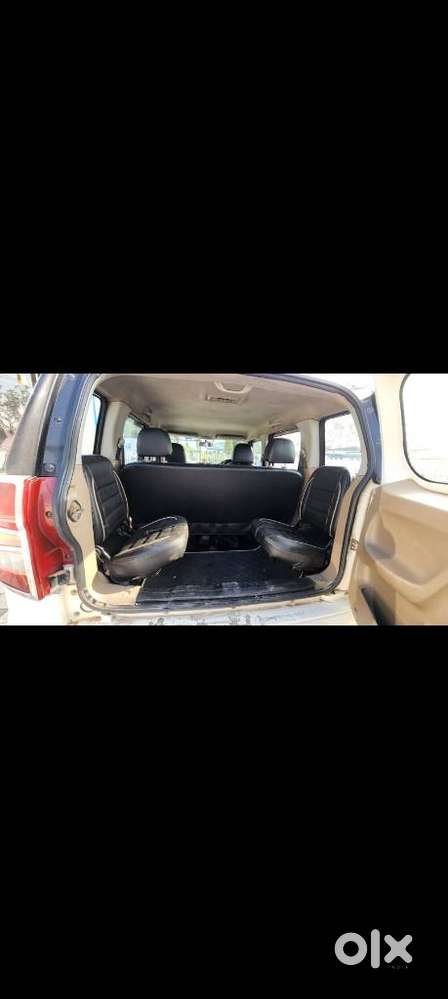 Mahindra Tuv 300 T10 Amt (automatic), 2016, Diesel