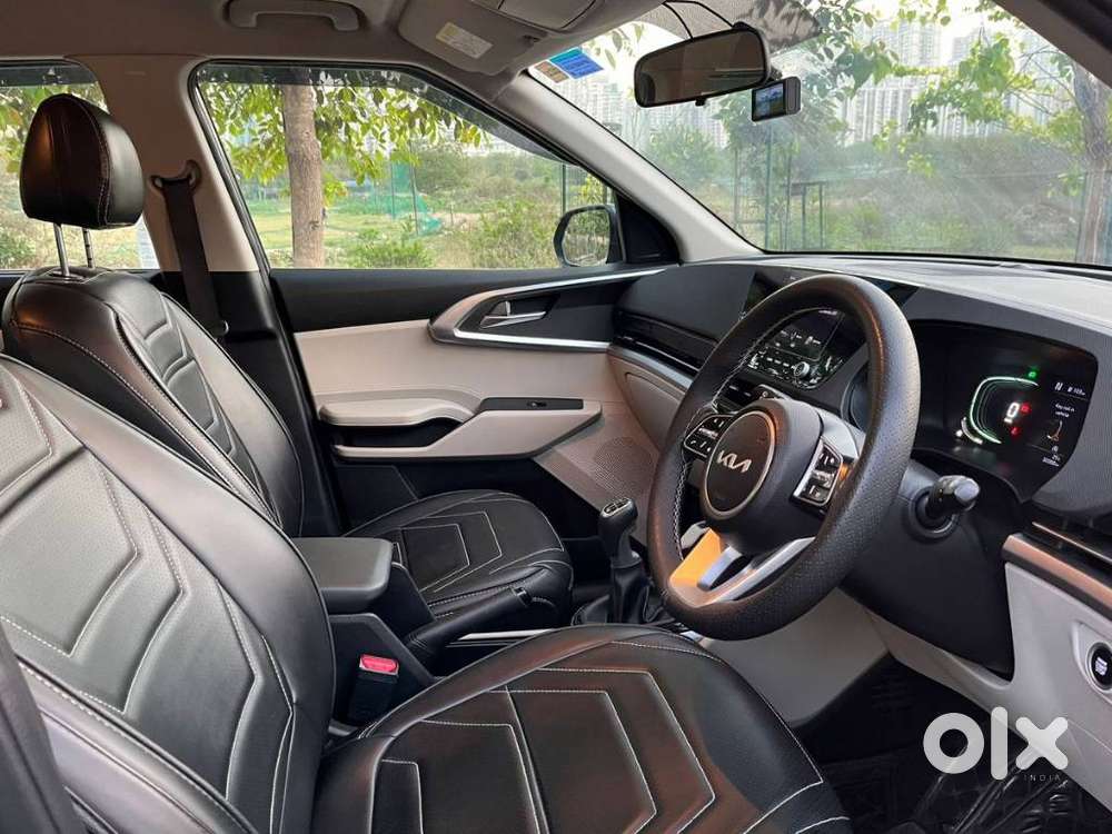 Kia Carens 1.5 Prestige Plus 7 Str Imt, 2024, Petrol