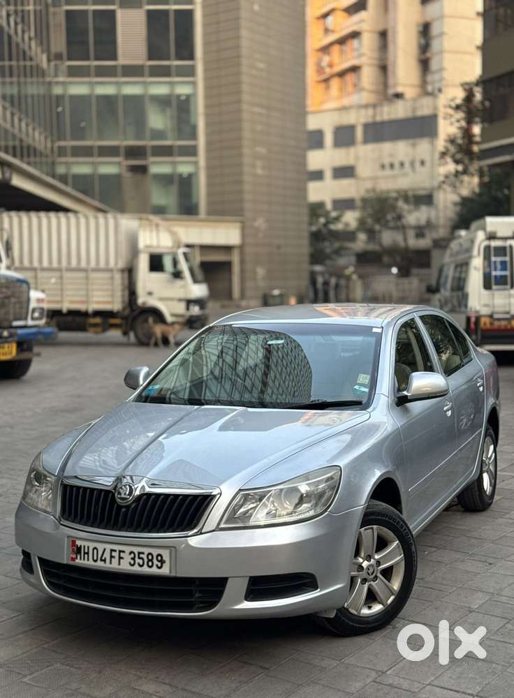 Skoda Laura 1.8 Tsi Ambiente, 2012, Petrol