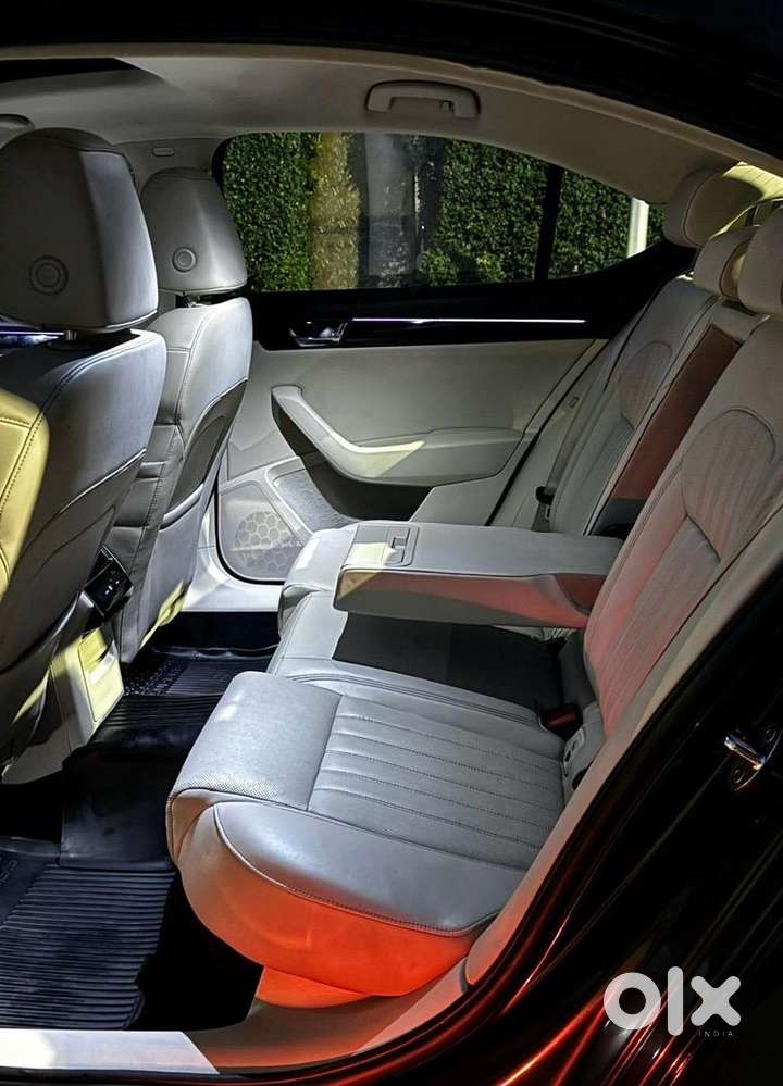 Skoda Superb 2018 Diesel L&k With Sunroof, 2 Owner, 74700 Km Driven