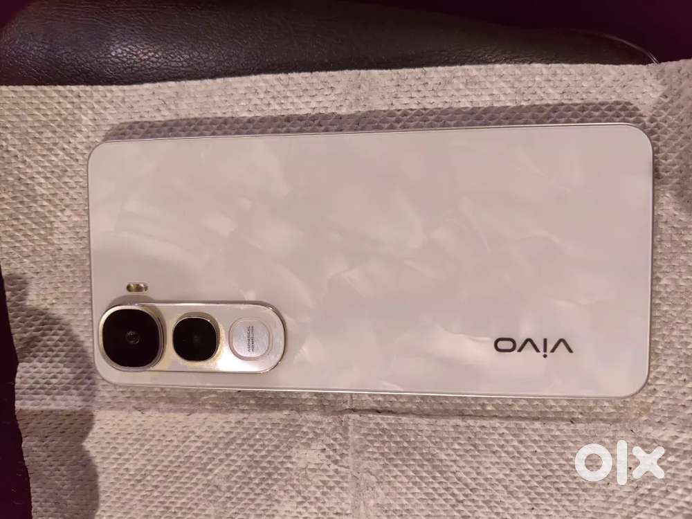 Vivo y400 5g 2 month old phone