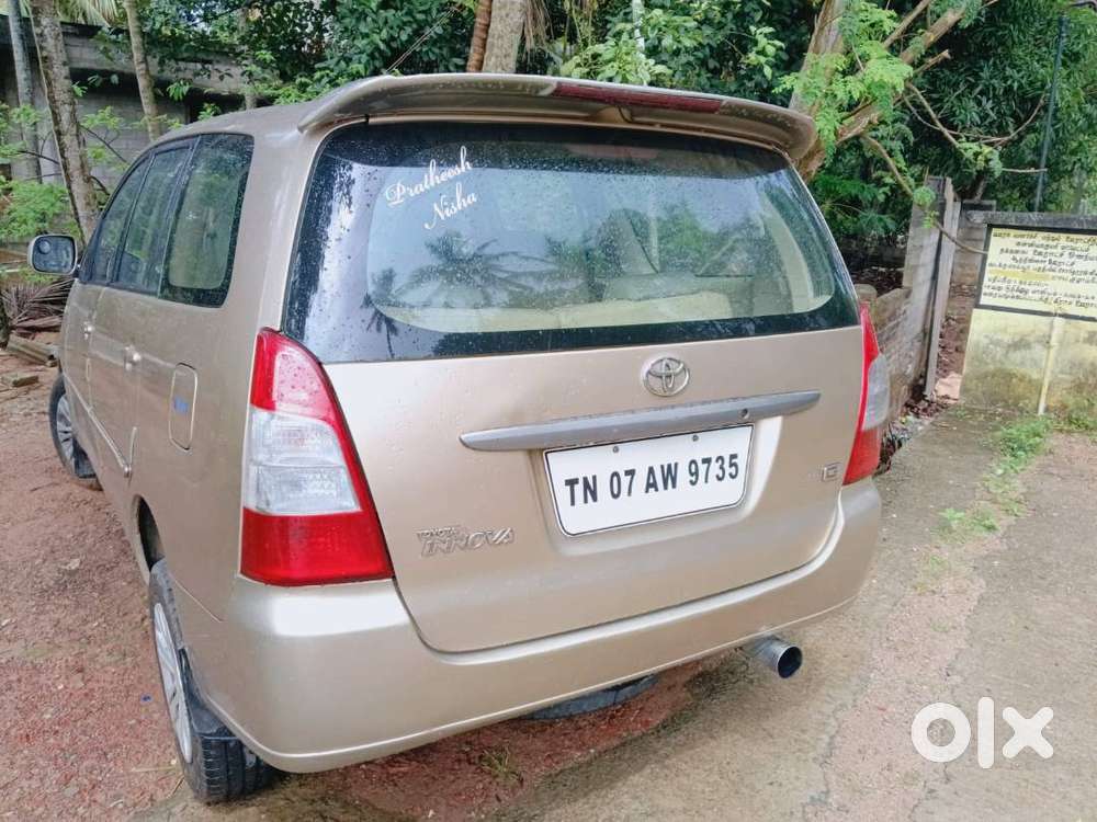 Toyota Innova 2005 Diesel 250000 Km Driven