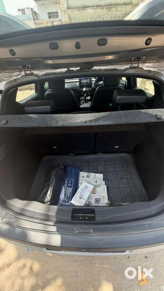 Renault Kiger Rxt Mt 2021  1st Owner  18k Driven  Army Person Owned