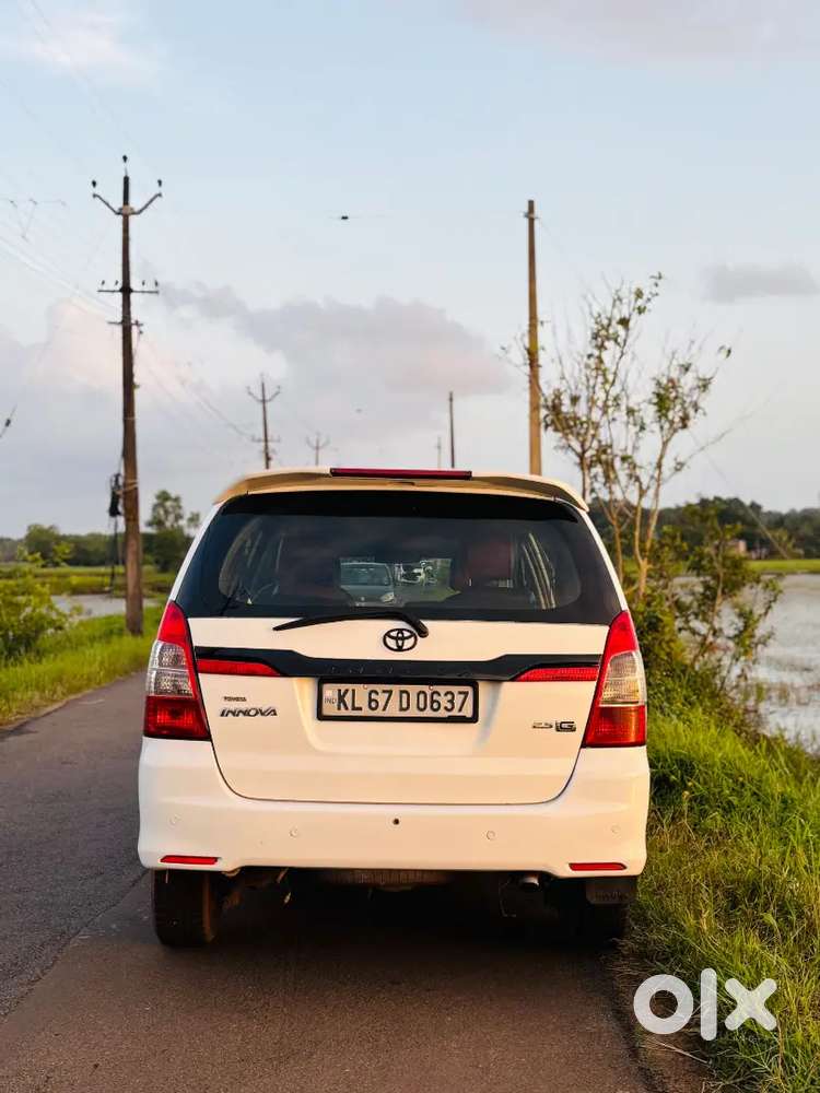 Innova G4
2013 Model 
3rd Owner 
190000 Km
Power Steering 
Power Windo