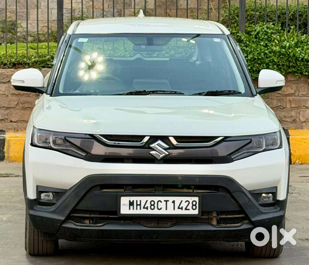 Maruti Suzuki Brezza 1.5 Vxi Smart Hybrid, 2023, Petrol