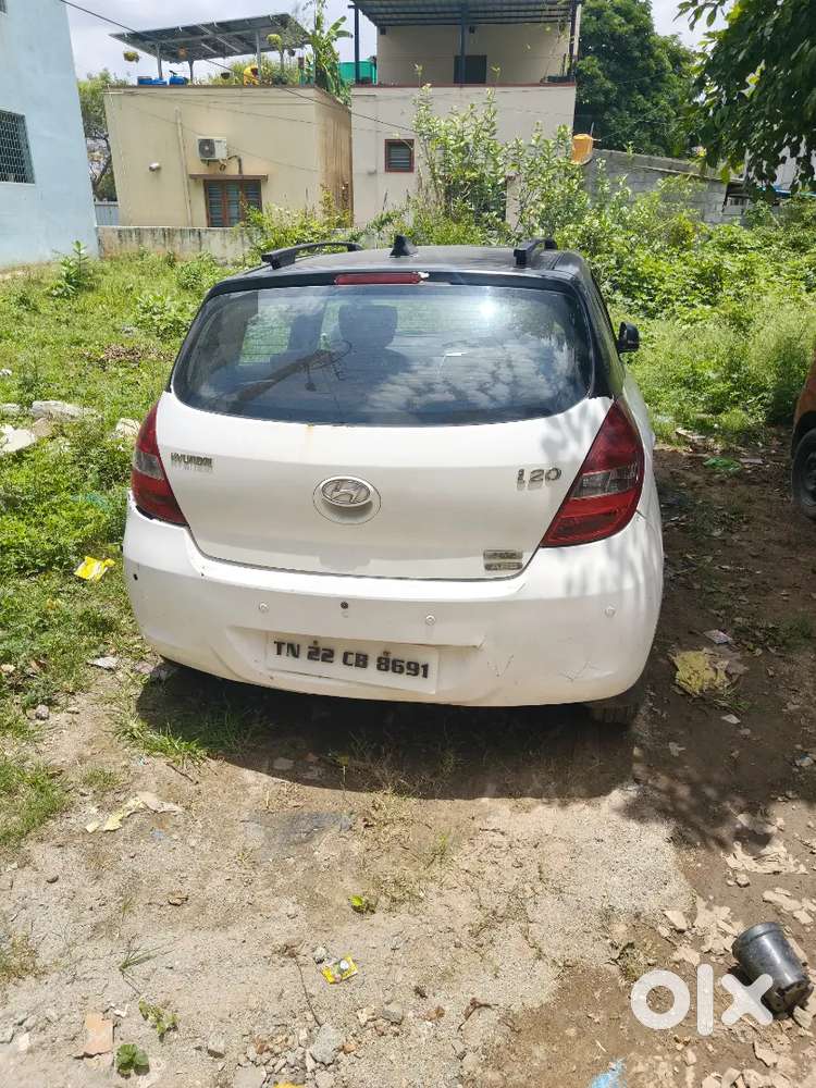 Hyundai I20 1.4 2011 Automatic