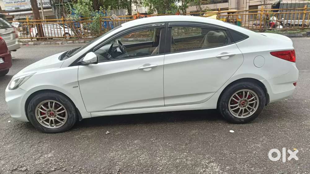 Hyundai Verna Fluidic 1.6 Crdi Sx, 2011, Diesel