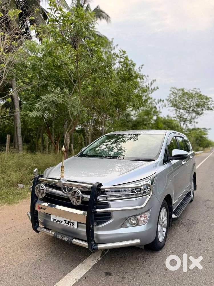 Toyota Innova Crysta 2.4 V 8 Str, 2017, Diesel