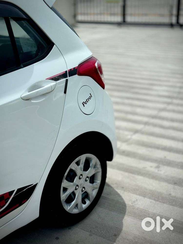 Hyundai Grand I10 Sportz O 1.2, 2016, Petrol