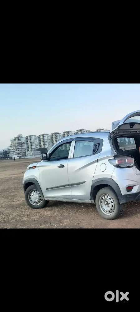 Mahindra Kuv 100 2017 Petrol Well Maintained