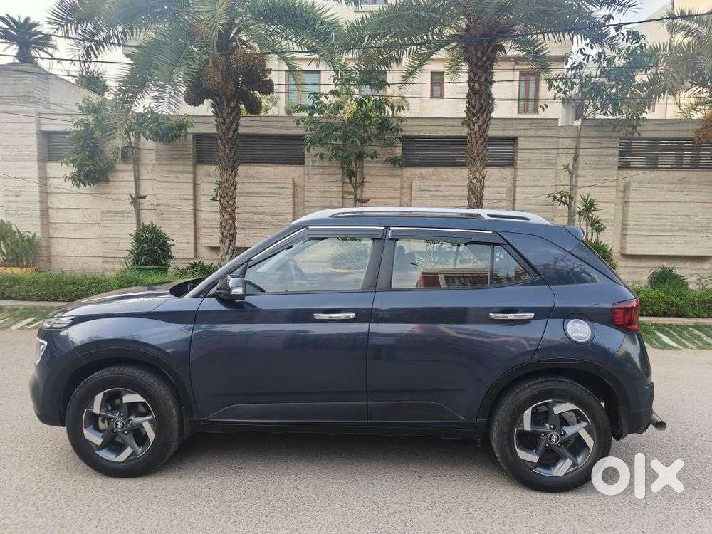 Hyundai Venue 1.0 Sx Turbo Dct, 2019, Petrol
