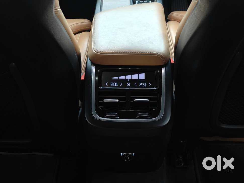 Volvo Xc60 D5 Inscription, 2020, Diesel