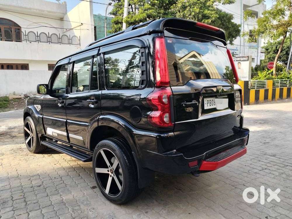 Mahindra Scorpio Classic 2.2 S Mt 7 Str, 2023, Diesel