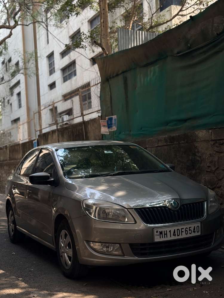 Skoda Rapid 2012 Diesel 180000 Km Driven