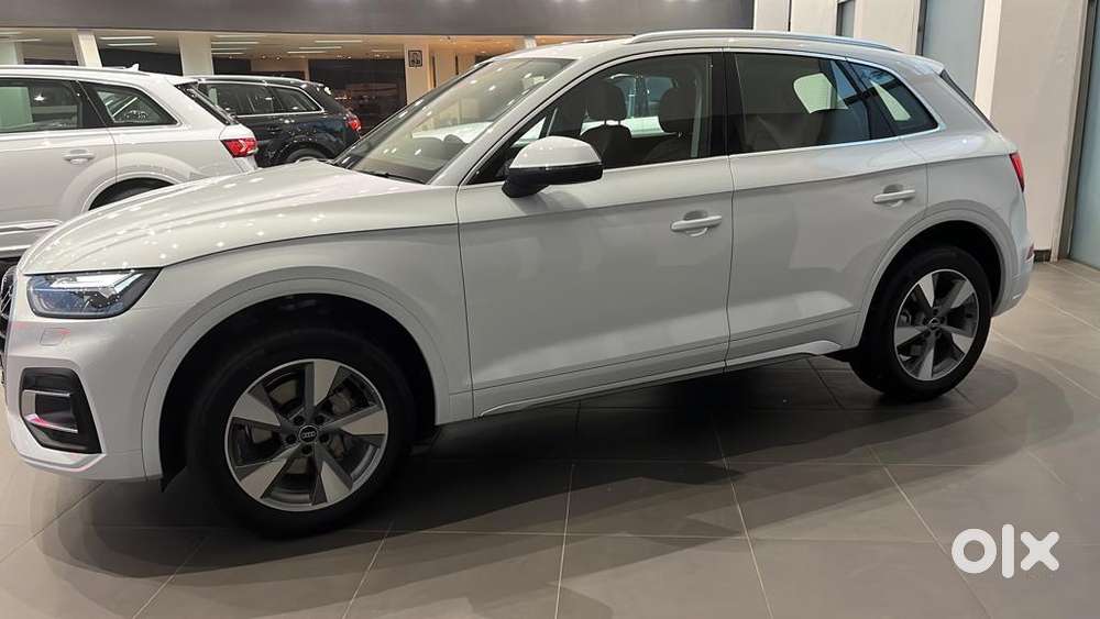 Audi Q5 Technology 45 Tfsi, 2025, Petrol